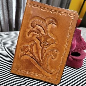 Small Hand Tooled Leather Rings Planner